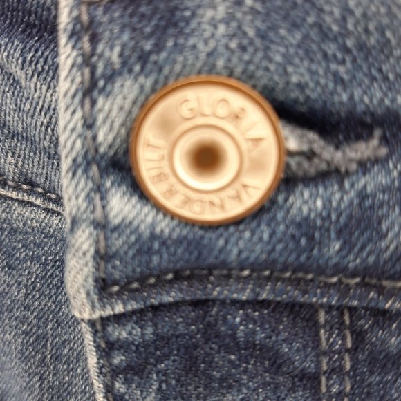 Brand New High Rise Famous Gloria Vanderbilt AMANDA Slimming Jeans!!! - Picture 4 of 14
